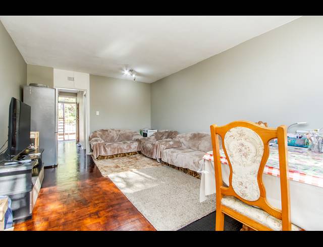 2 BEDROOM APARTMENT TO LET IN LYNDHURST